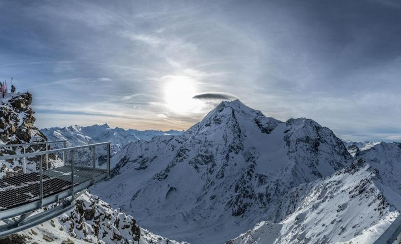 Arc 1950 Appt Luxe 2-4Pers -Skis Aux Pieds-Spa-Piscines Interieure Et Exterieure-Sauna-Hammam Les Arcs  Buitenkant foto